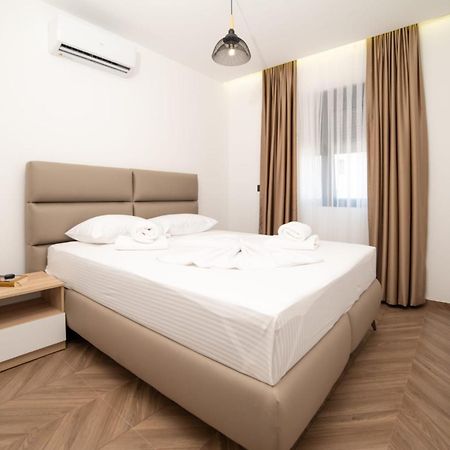 Akar Hotel Ulcinj Luaran gambar